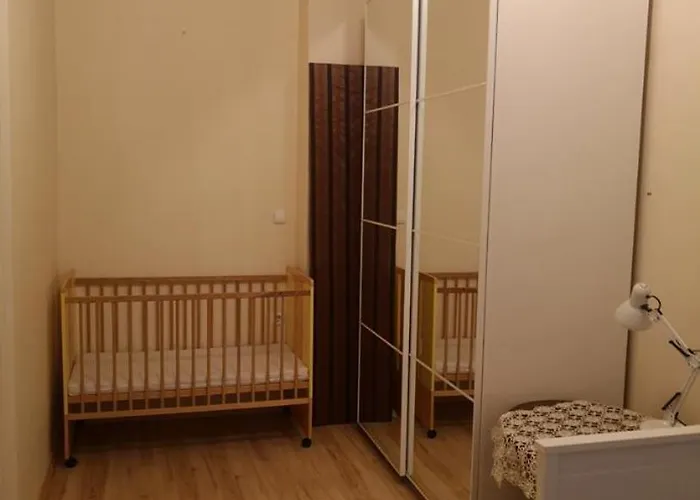 Dowmtown Near Us Embassy Quiet Neighborhood *