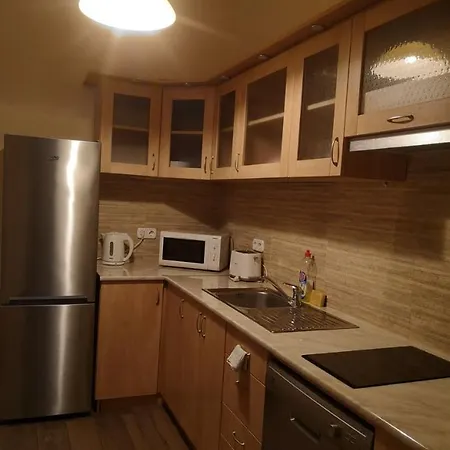 Dowmtown Near Us Embassy Quiet Neighborhood